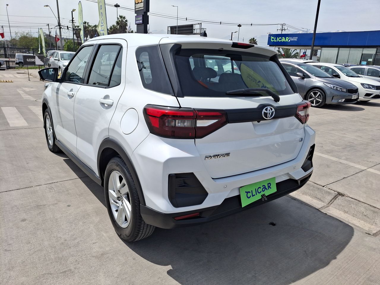 TOYOTA - 5