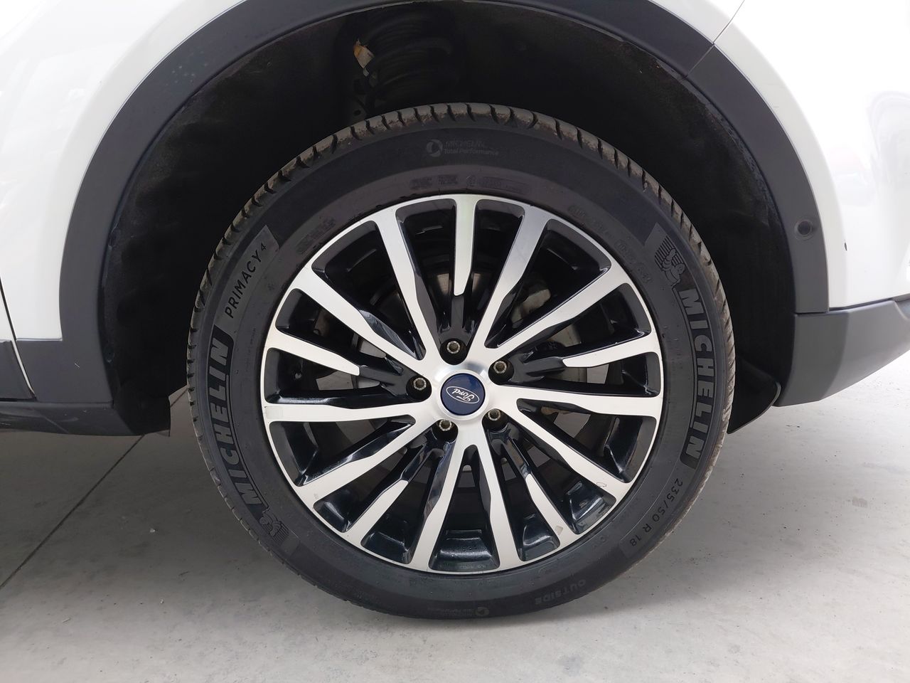 Ford Territory — foto 18 de 35
