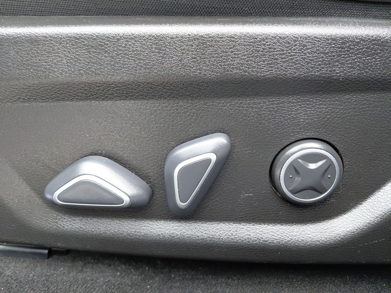 Ford Territory — foto 24 de 35