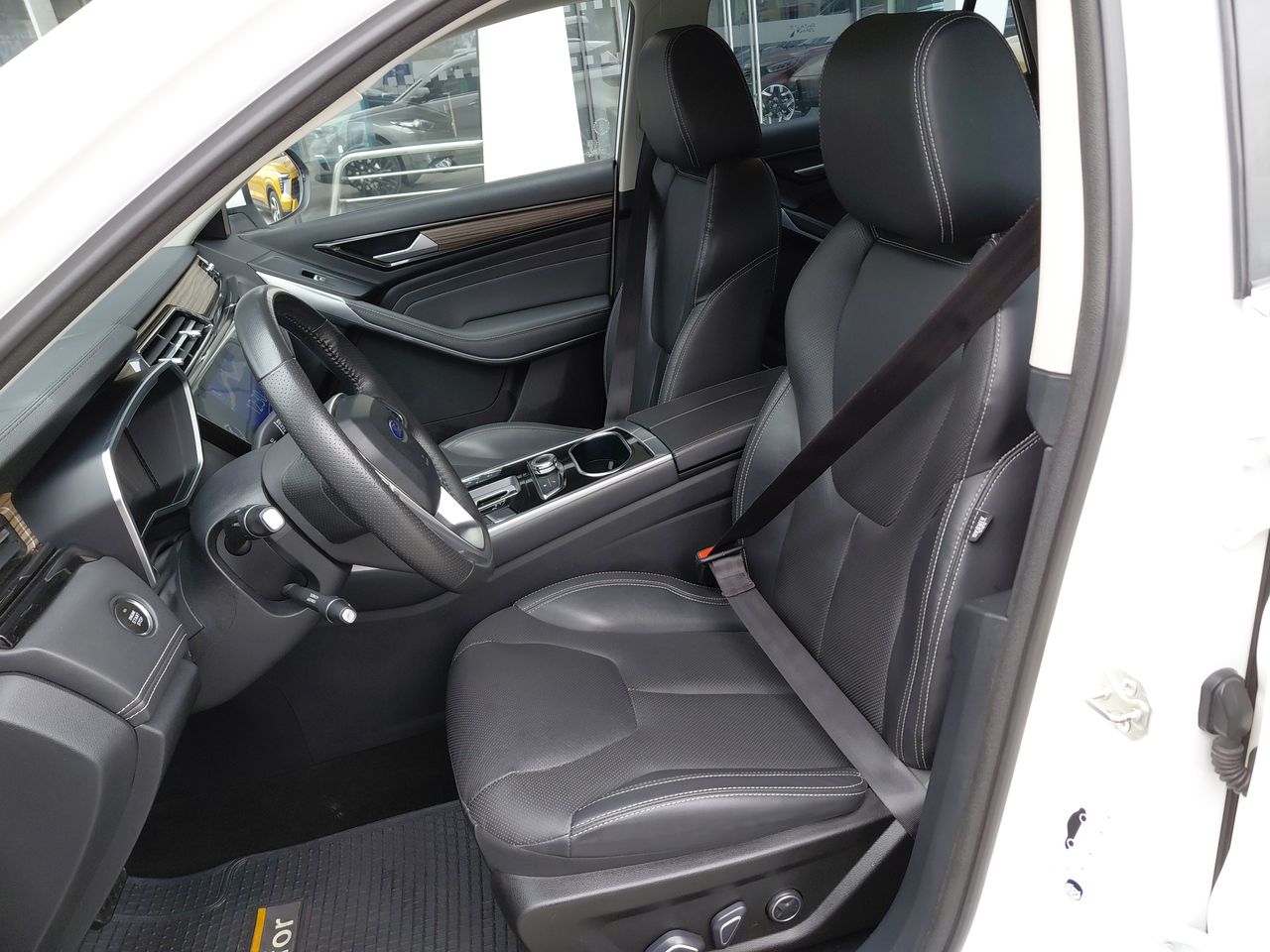 Ford Territory — foto 25 de 35