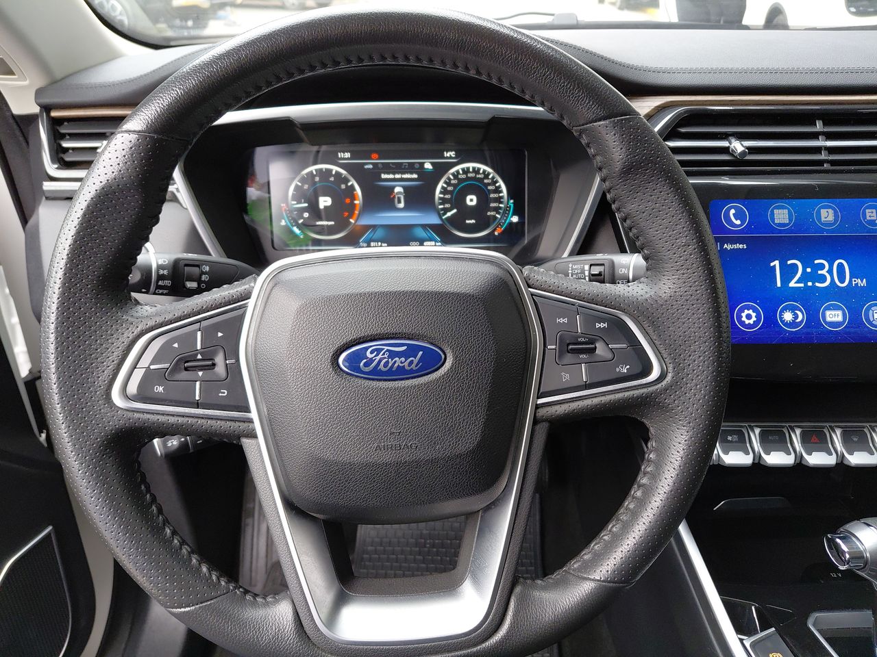 Ford Territory — foto 26 de 35