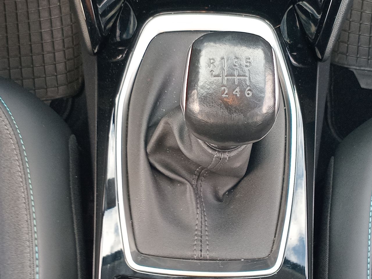 PEUGEOT - 29