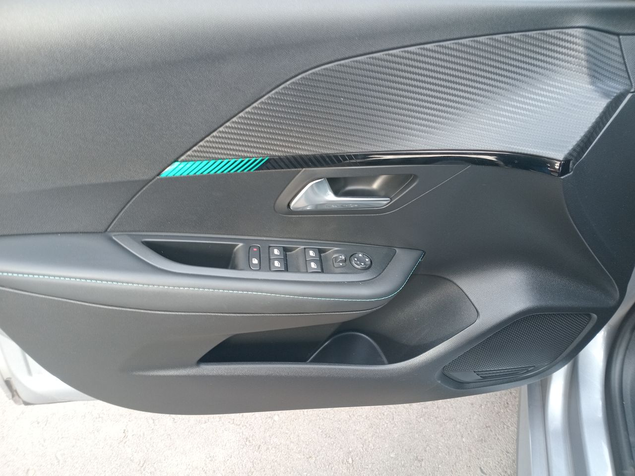 PEUGEOT - 20