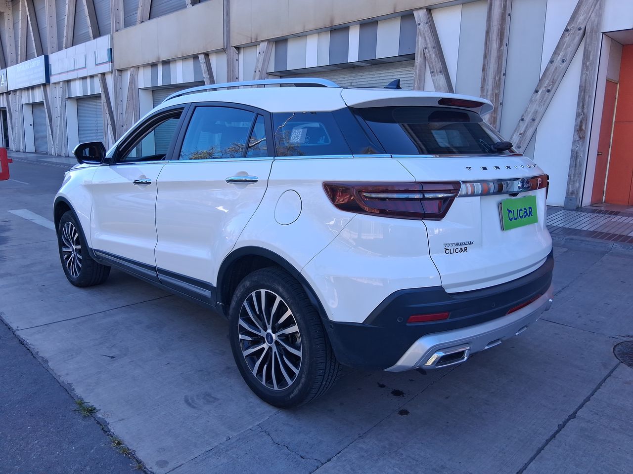 FORD - 4