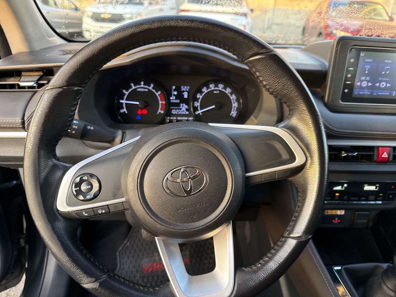 TOYOTA - 16