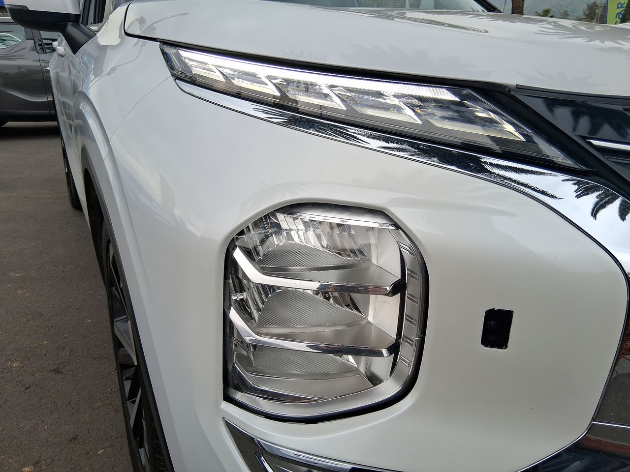 MITSUBISHI - 18