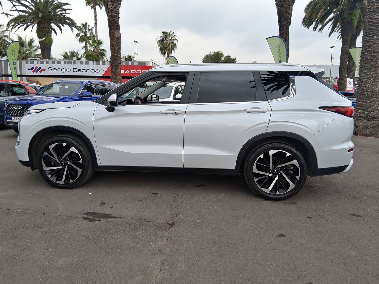 MITSUBISHI - 4
