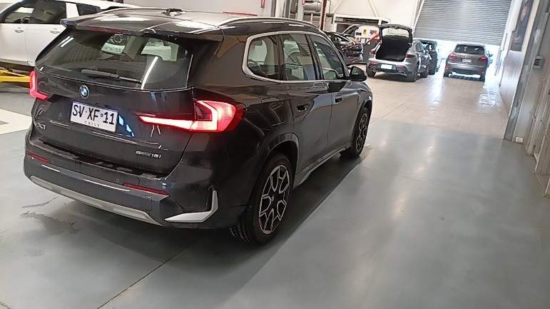 BMW - 4