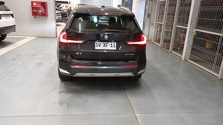 BMW - 5