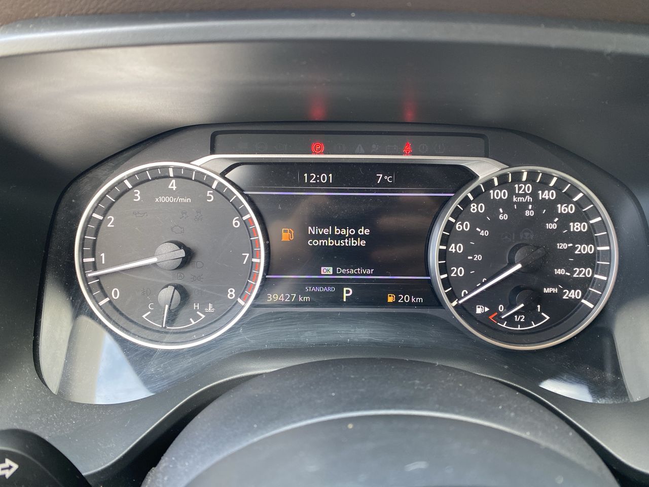 NISSAN - 19