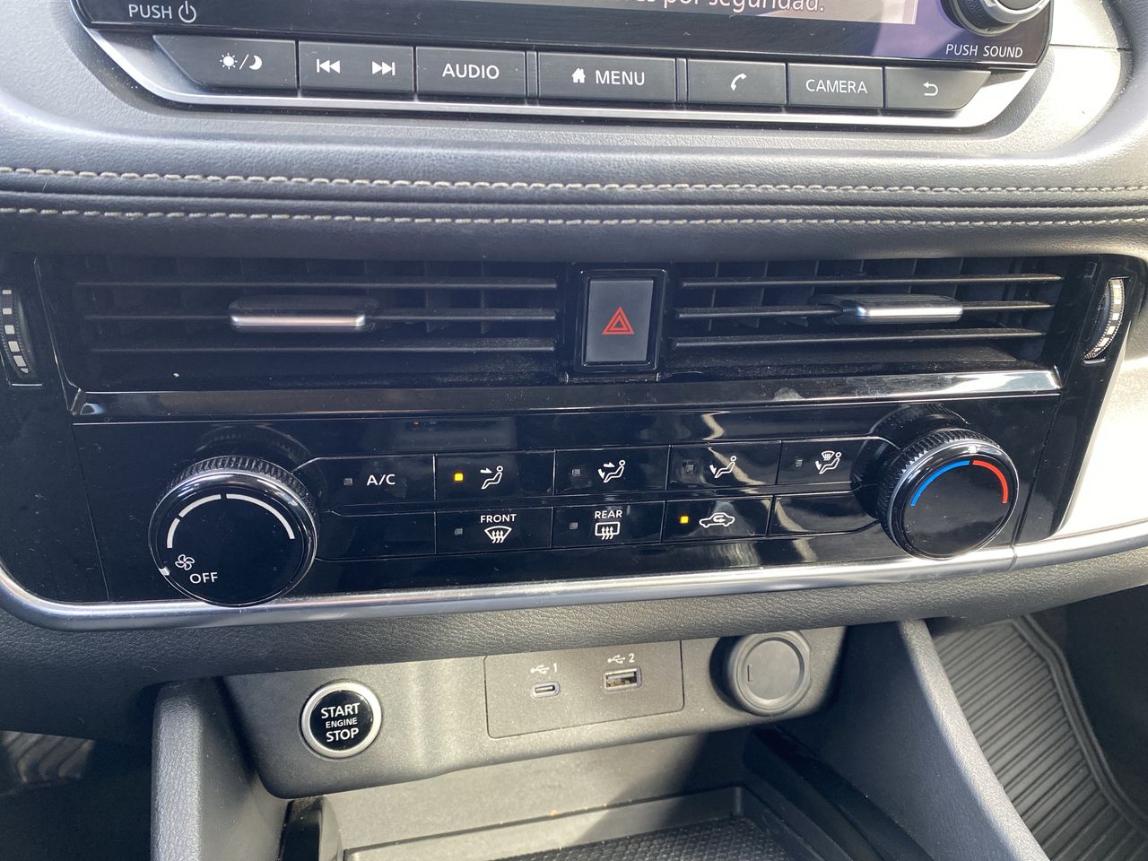 NISSAN - 22