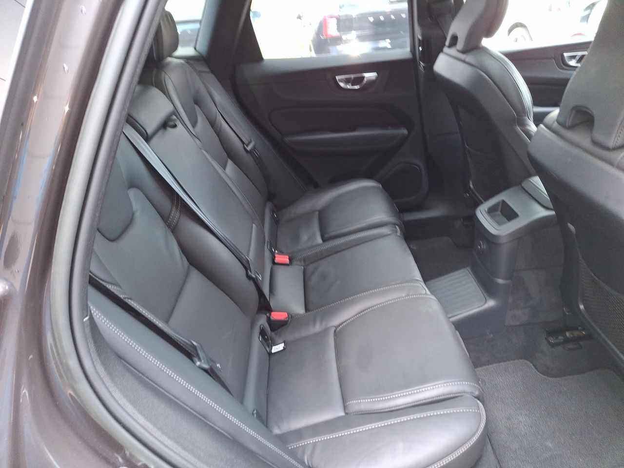 VOLVO - 35