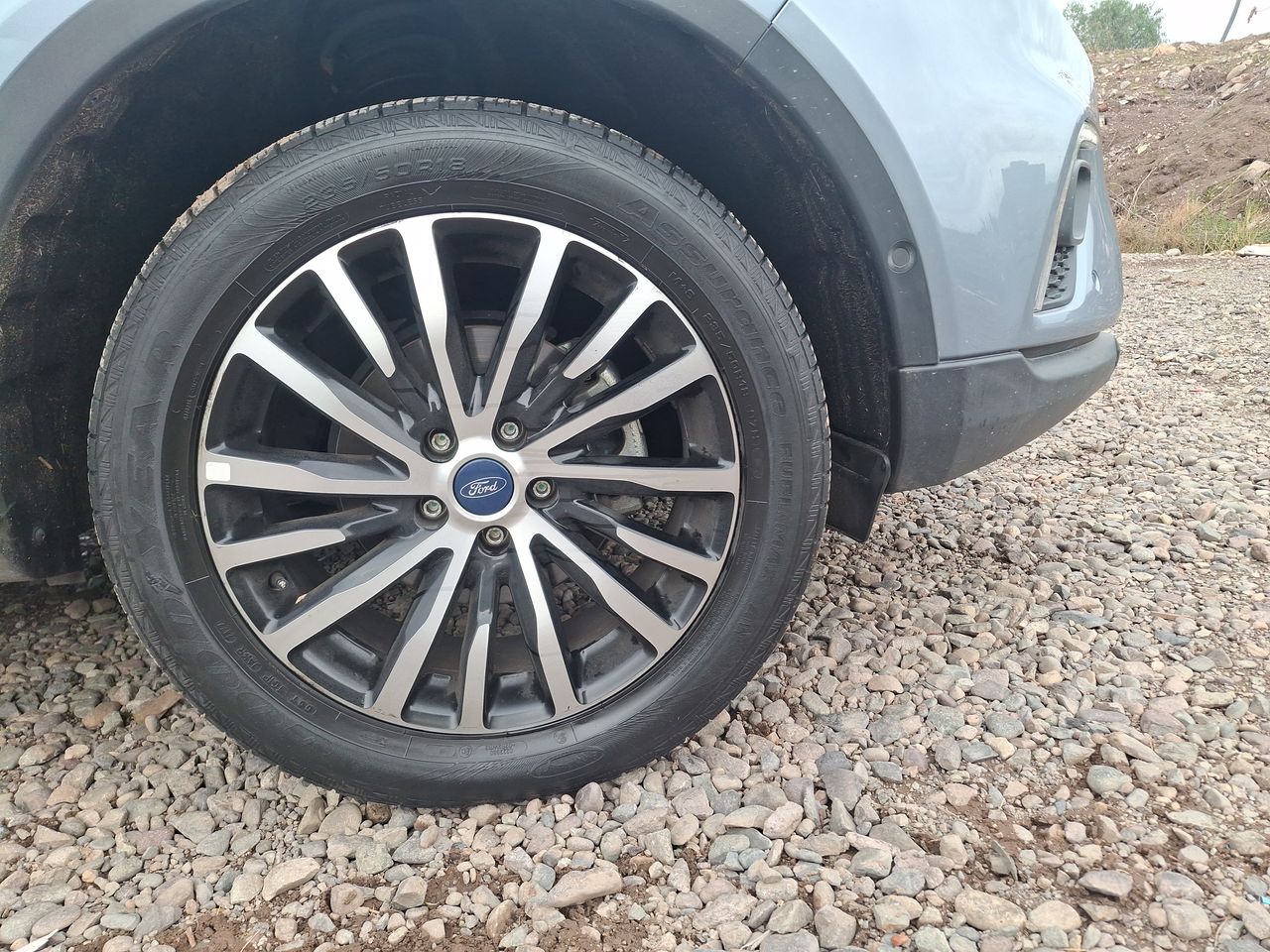 Ford Territory — foto 10 de 25