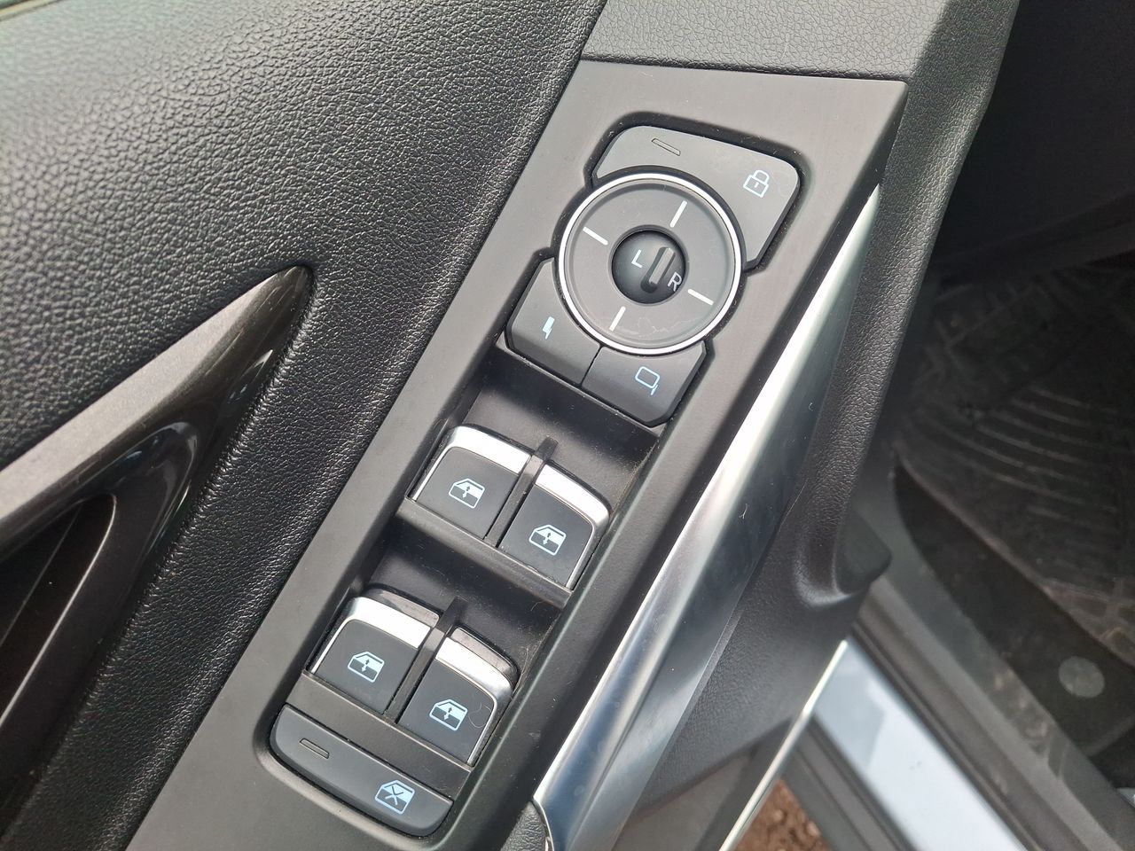 Ford Territory — foto 15 de 25