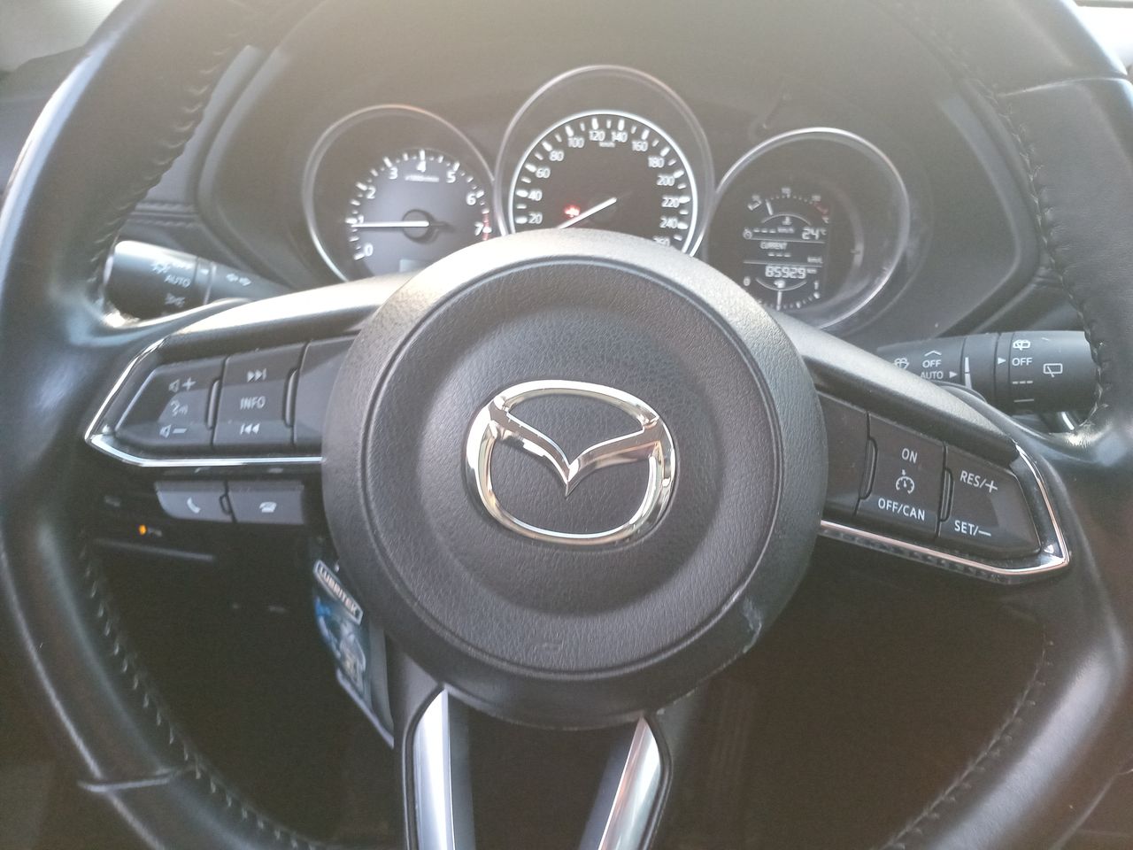 MAZDA - 15