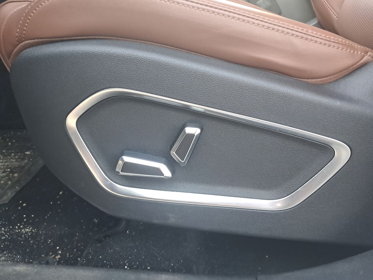 GEELY - 22
