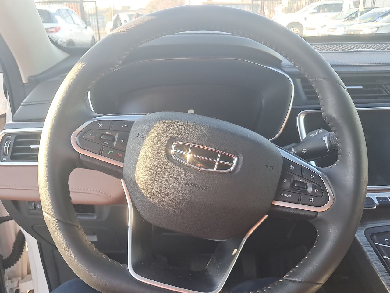 GEELY - 24