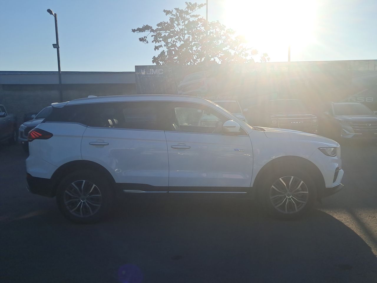 GEELY - 8