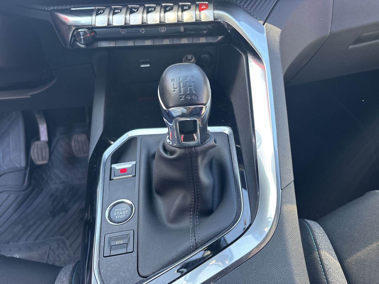 PEUGEOT - 29