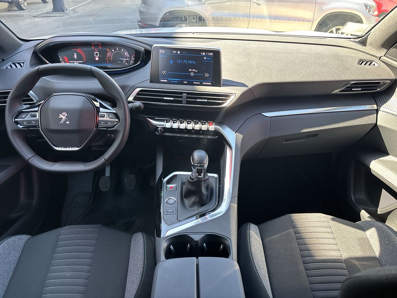 PEUGEOT - 30