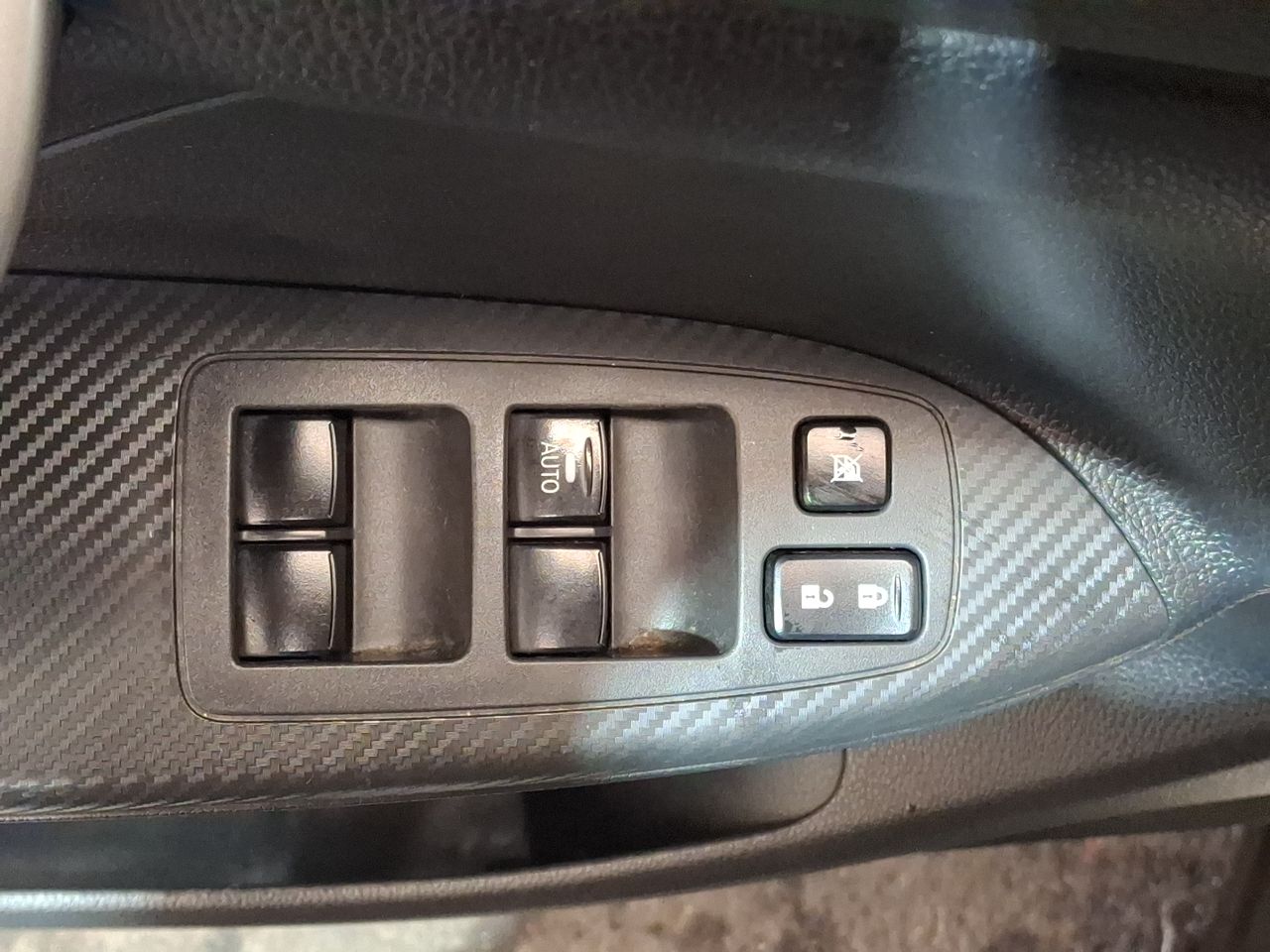 Mitsubishi Eclipse Cross — foto 15 de 26