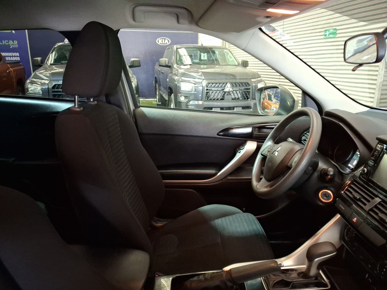 Mitsubishi Eclipse Cross — foto 9 de 26