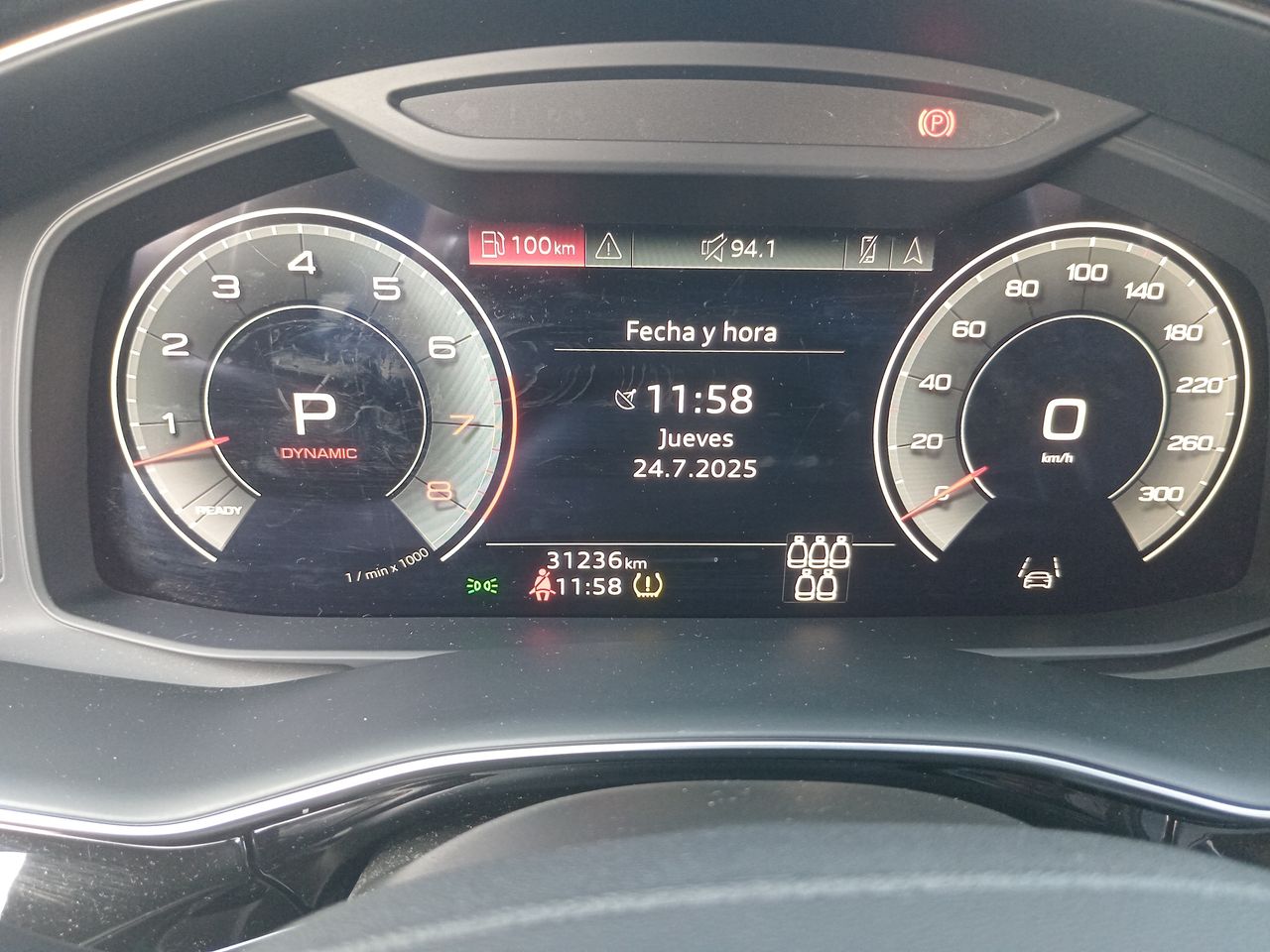 AUDI - 27