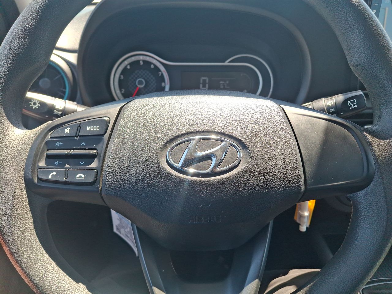 HYUNDAI - 24