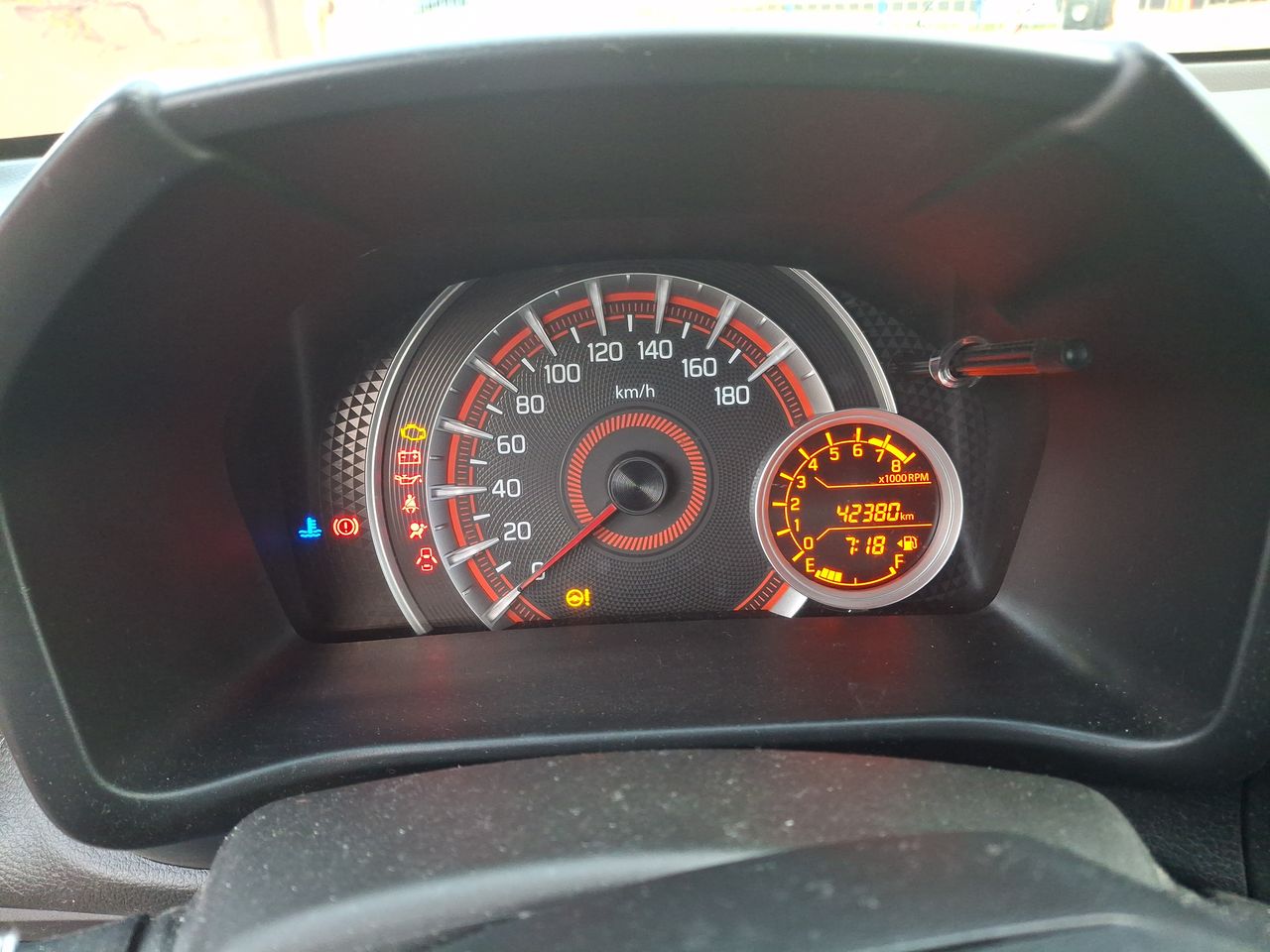 SUZUKI - 18