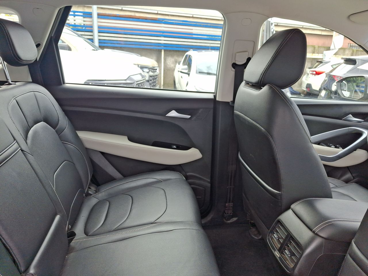 Chevrolet Captiva — foto 8 de 30