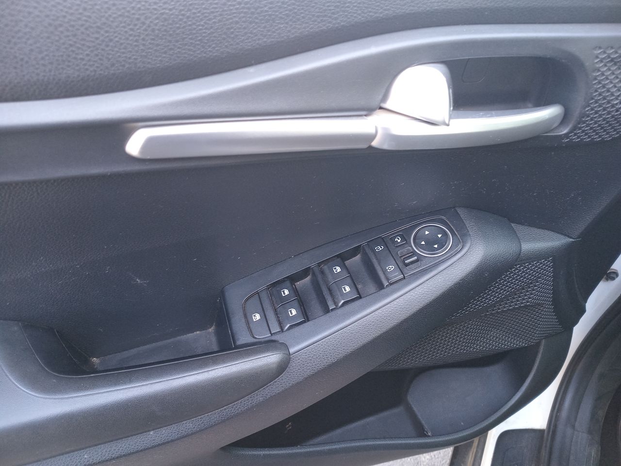 KIA - 12
