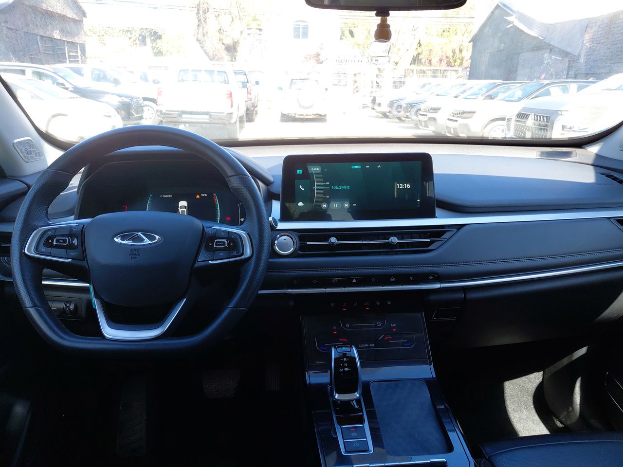 Audi Q3 — foto 34 de 36