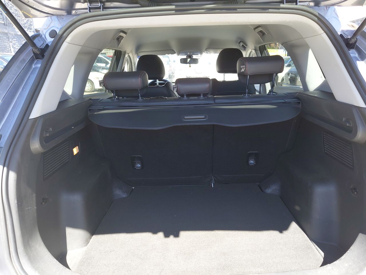 Audi Q3 — foto 23 de 36