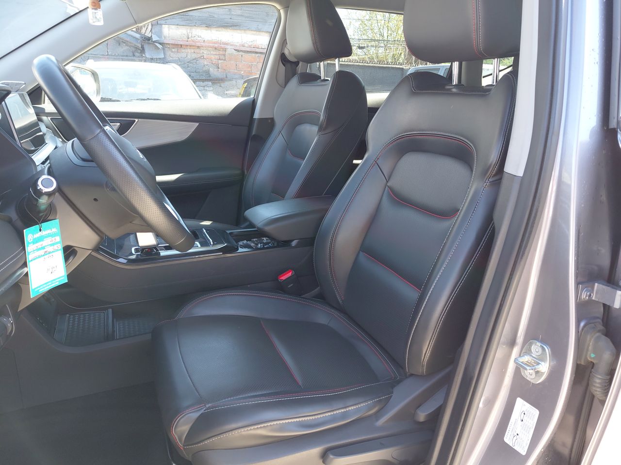 Audi Q3 — foto 26 de 36