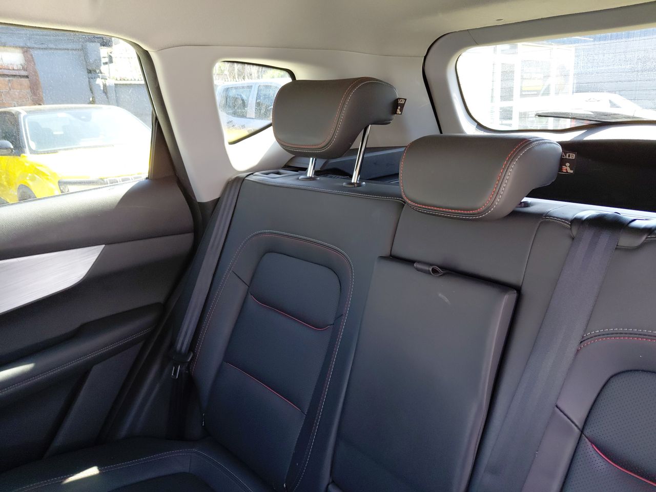 Audi Q3 — foto 13 de 36