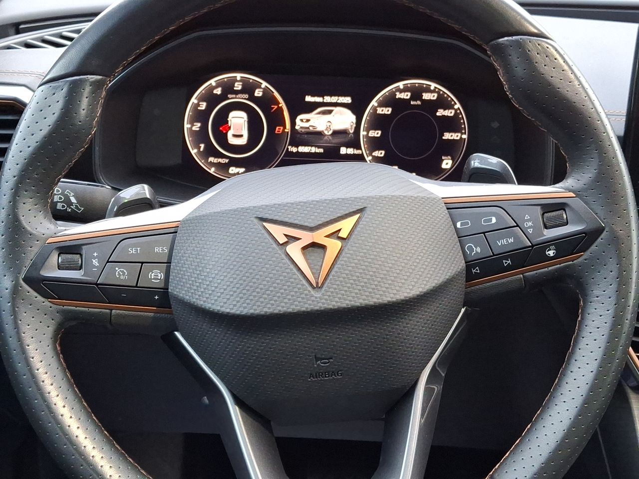 CUPRA - 27
