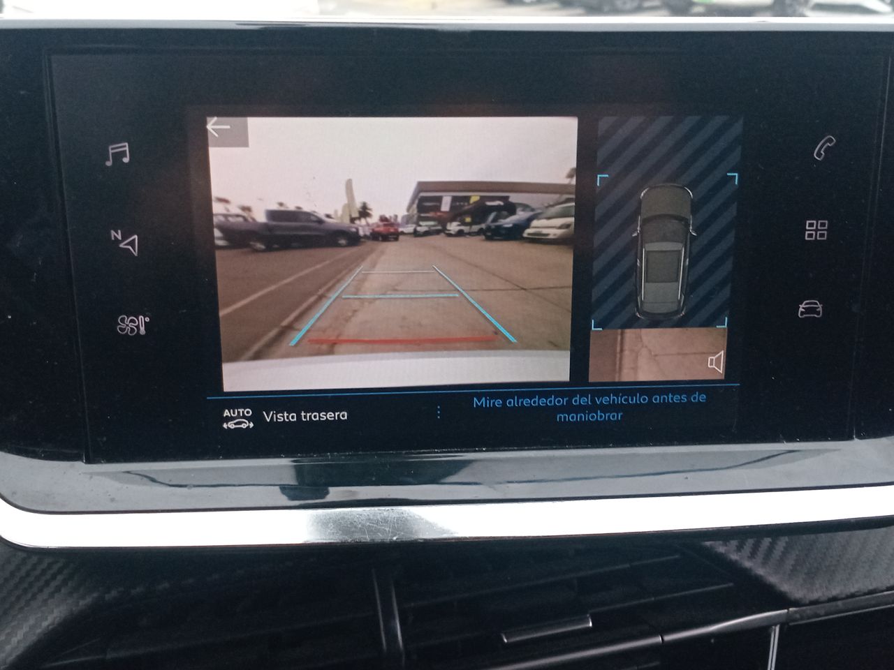 Peugeot 2008 — foto 28 de 34