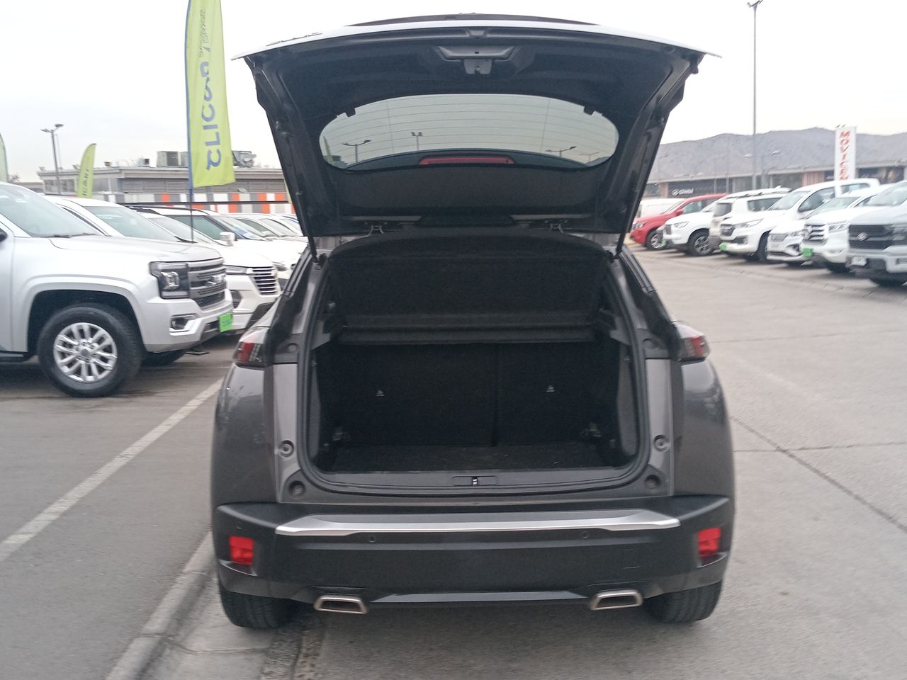 Peugeot 2008 — foto 20 de 34