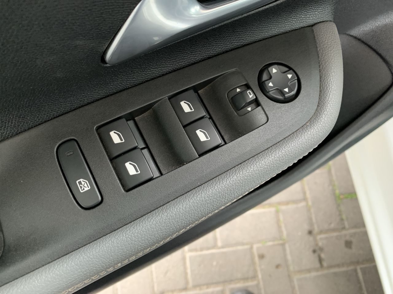 OPEL - 22