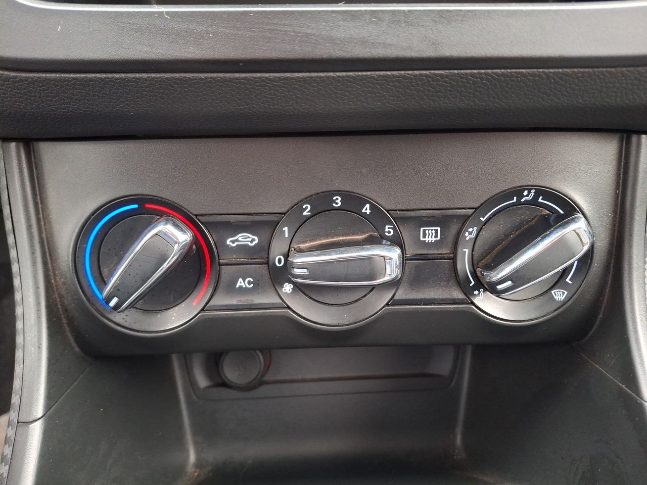 MG Zs — foto 19 de 21