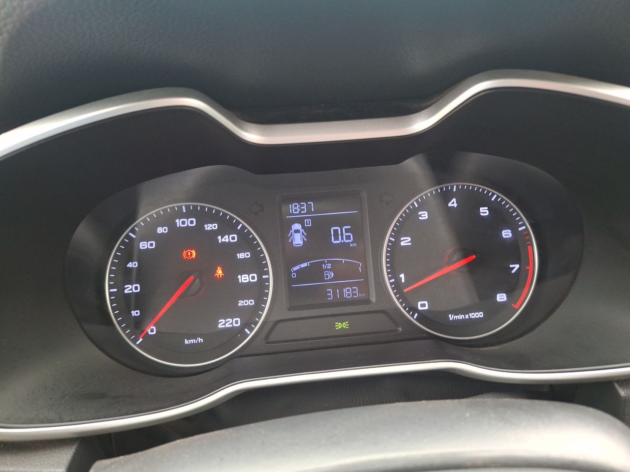 MG Zs — foto 17 de 21