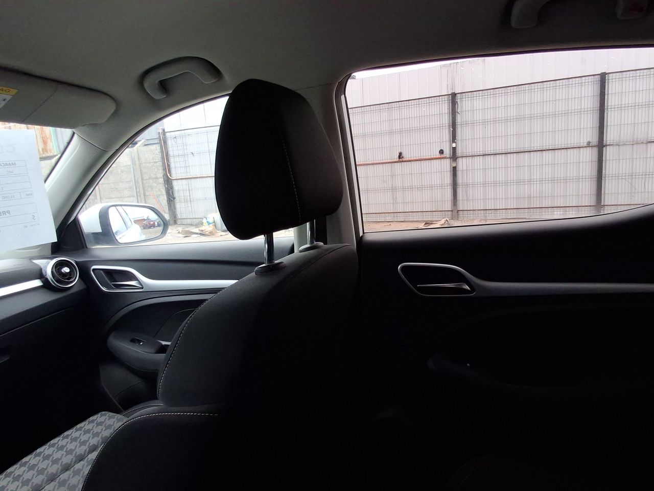 MG Zs — foto 4 de 21