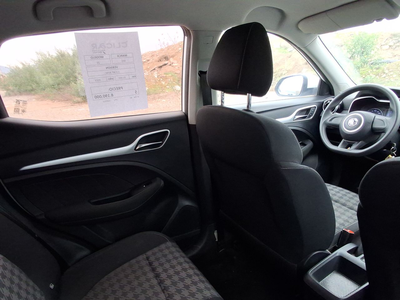 MG Zs — foto 8 de 21