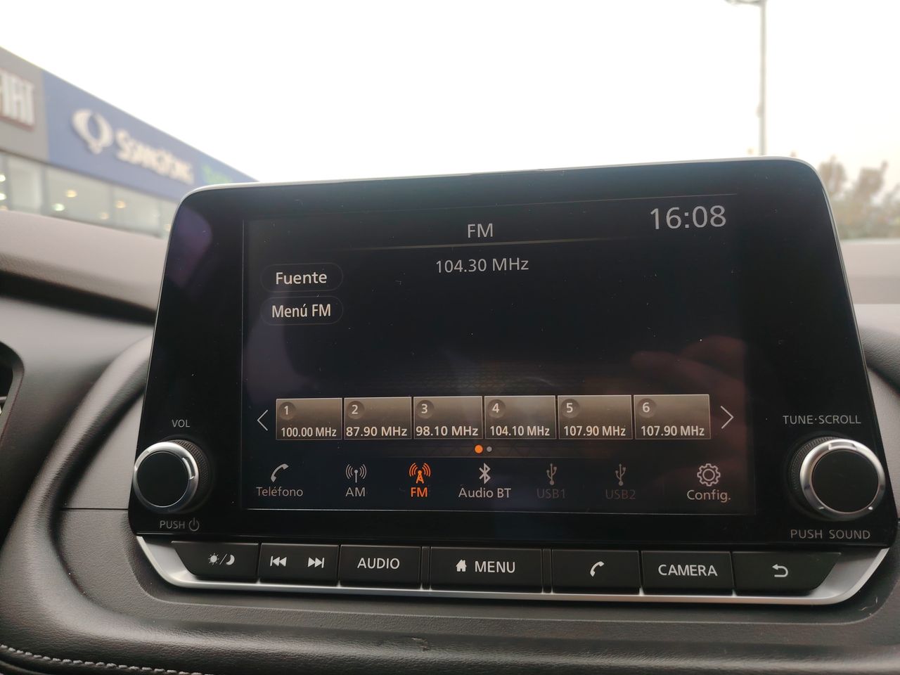 NISSAN - 18
