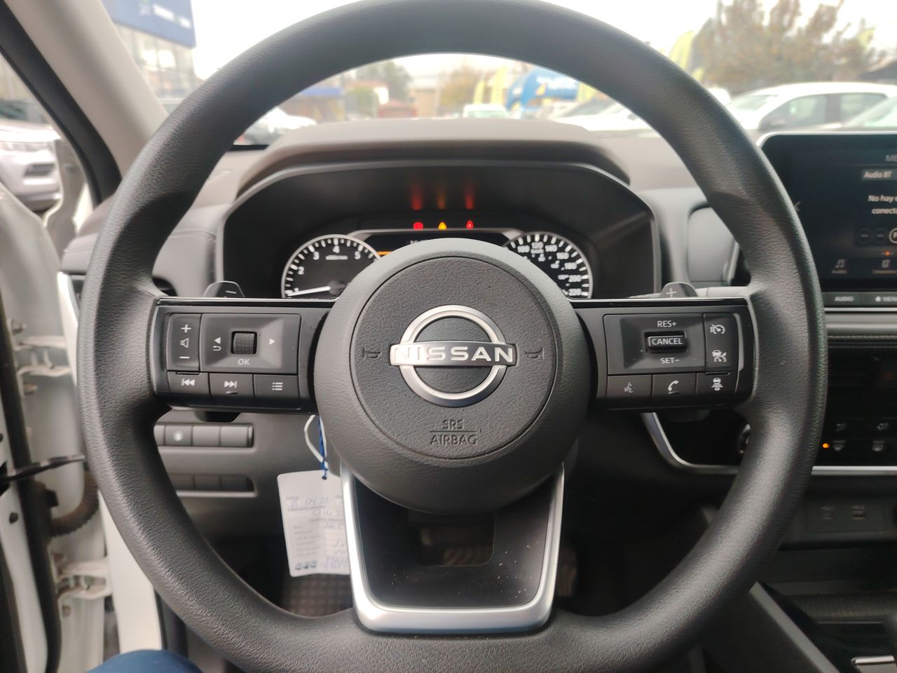 NISSAN - 15