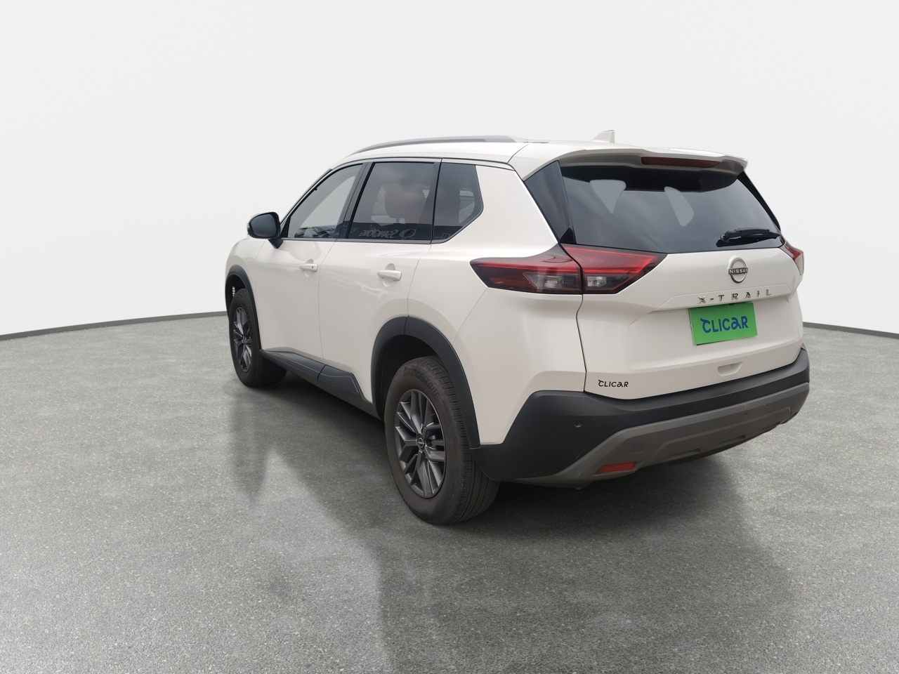 NISSAN - 5
