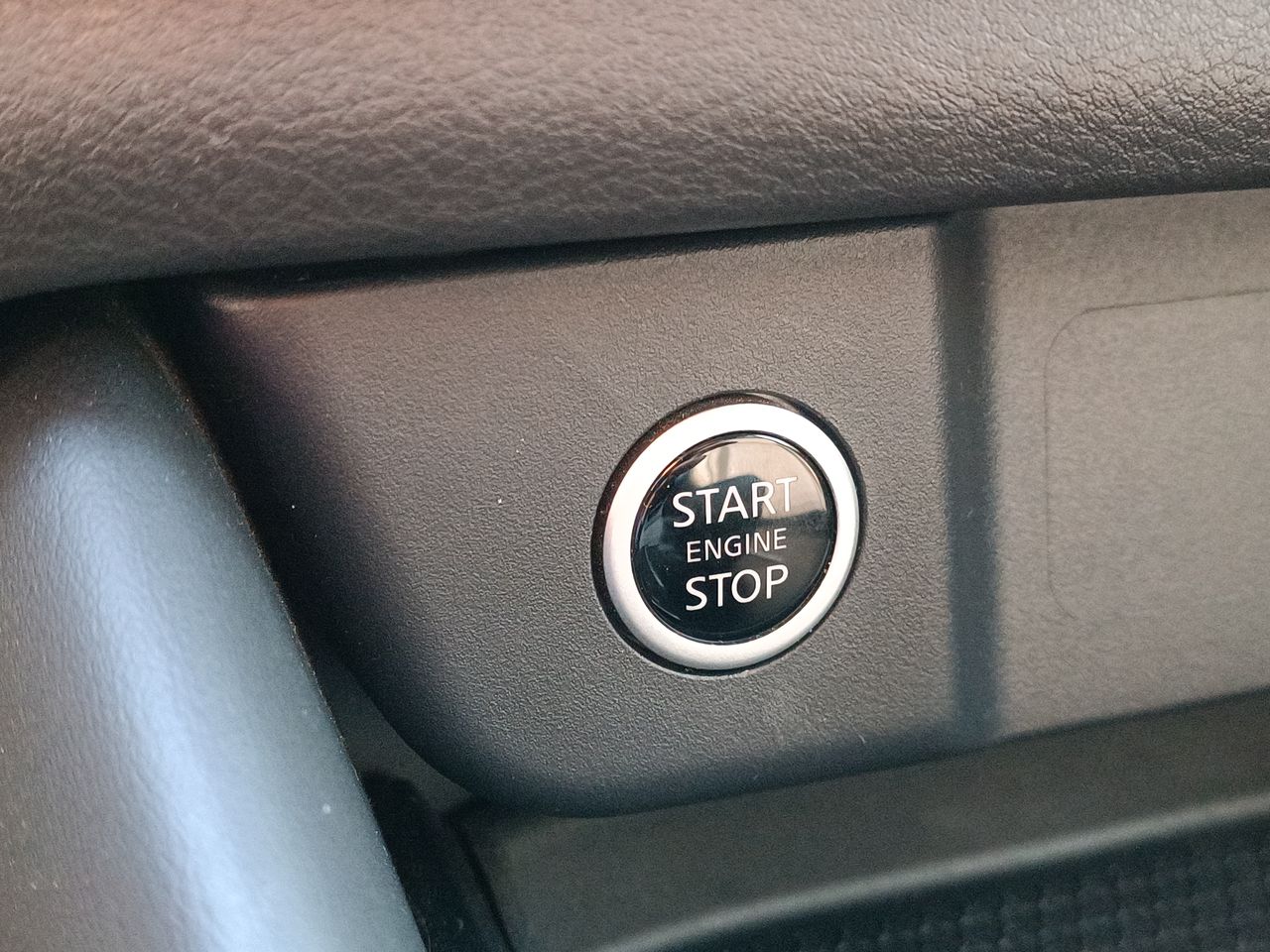 NISSAN - 36