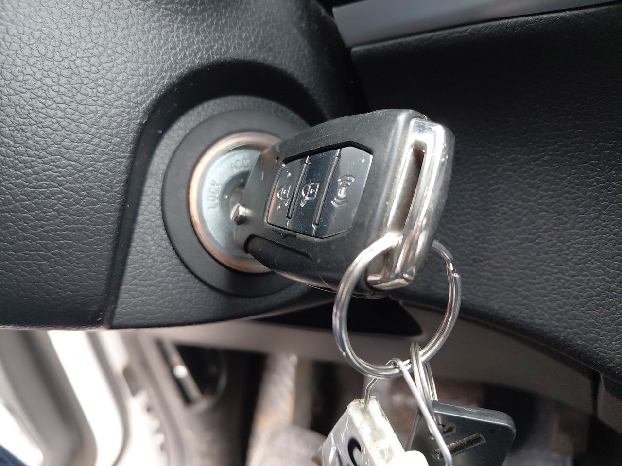 SsangYong Rexton — foto 27 de 27