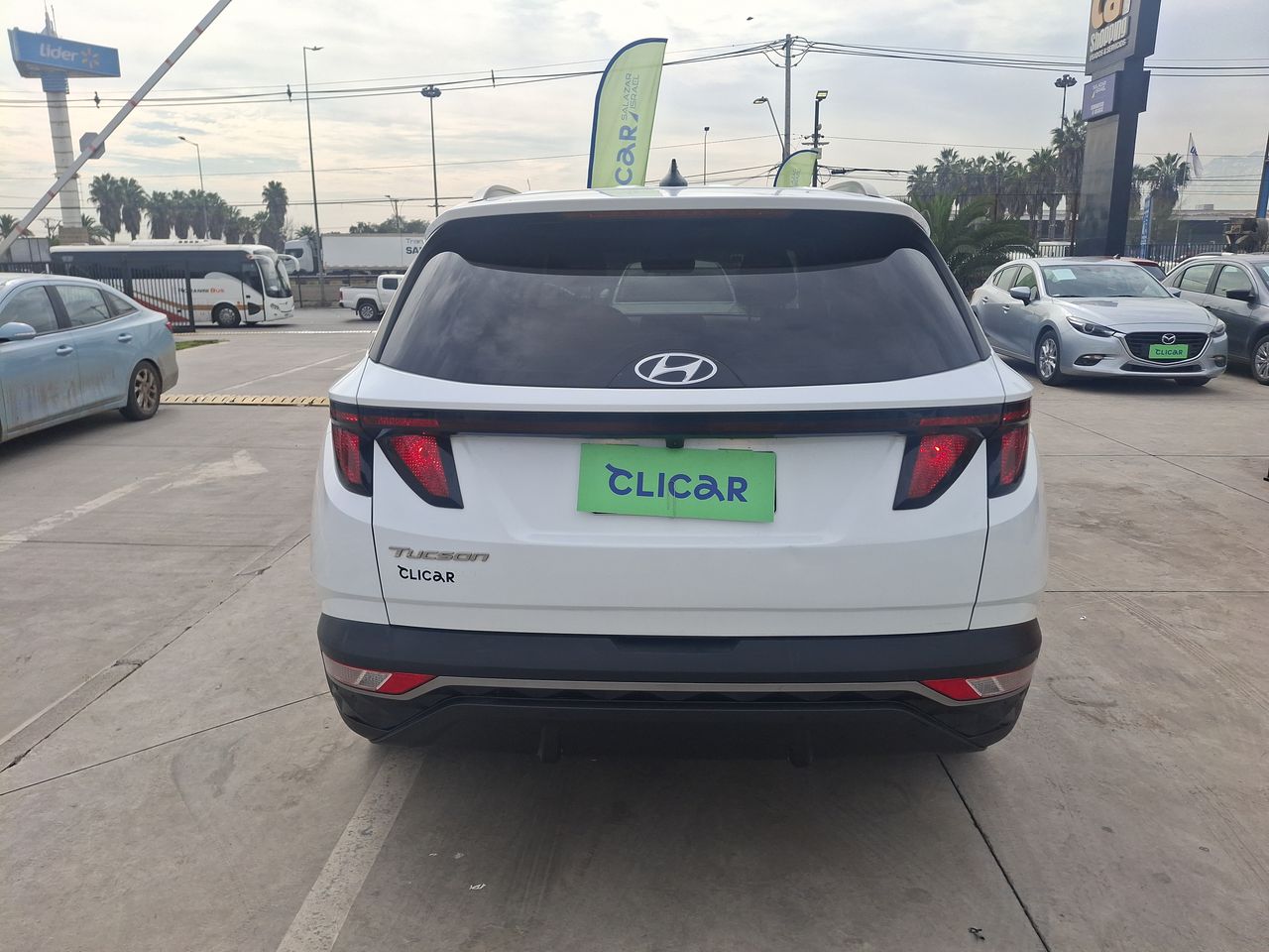 HYUNDAI - 6