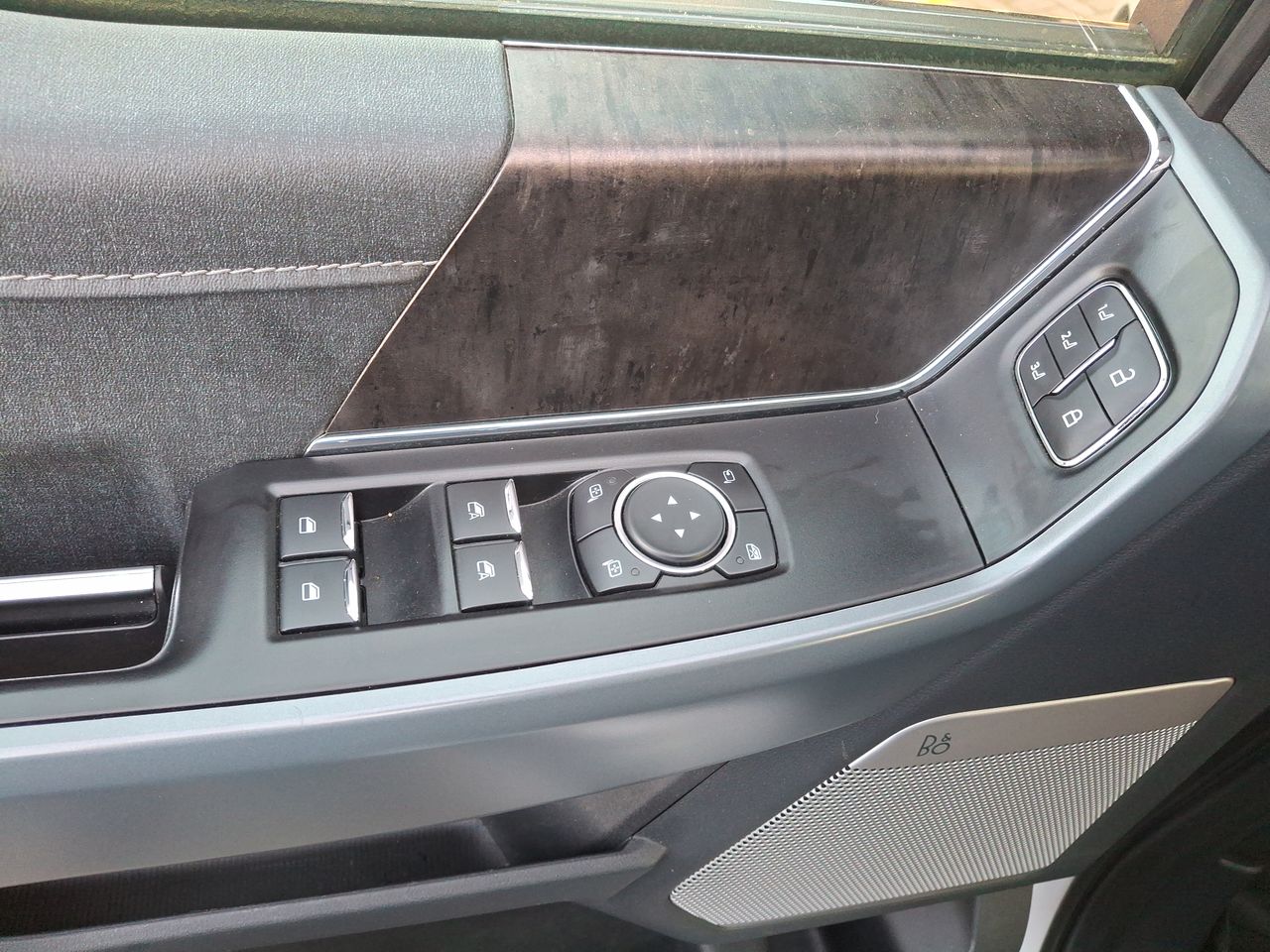 FORD - 22